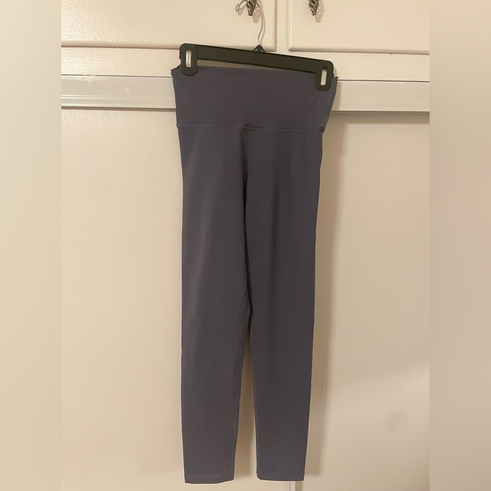 ECHT dark blue leggings with butt scrunch